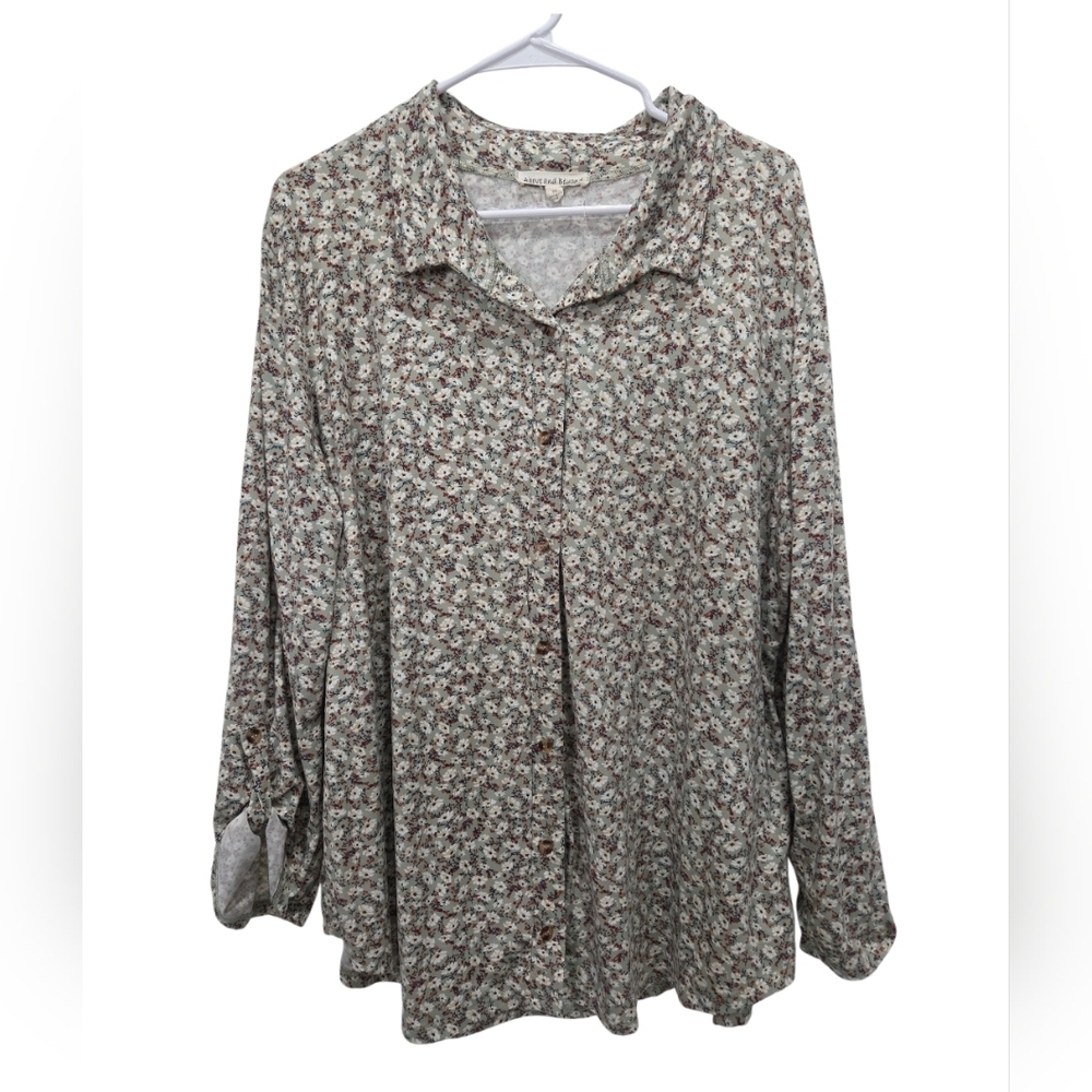 Above & Beyond Womans 3/4 Sleeve Floral Button Down, Size 3X